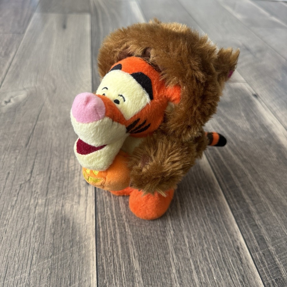 Disney Store Tigger Halloween Toy Hippity Hop NO Wind-Up 7.5" Hopper Plush Works